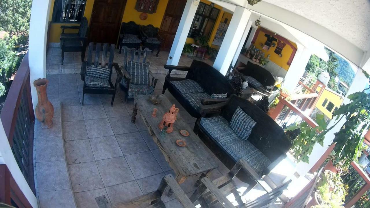 Hotel Sueno Real Panajachel Εξωτερικό φωτογραφία